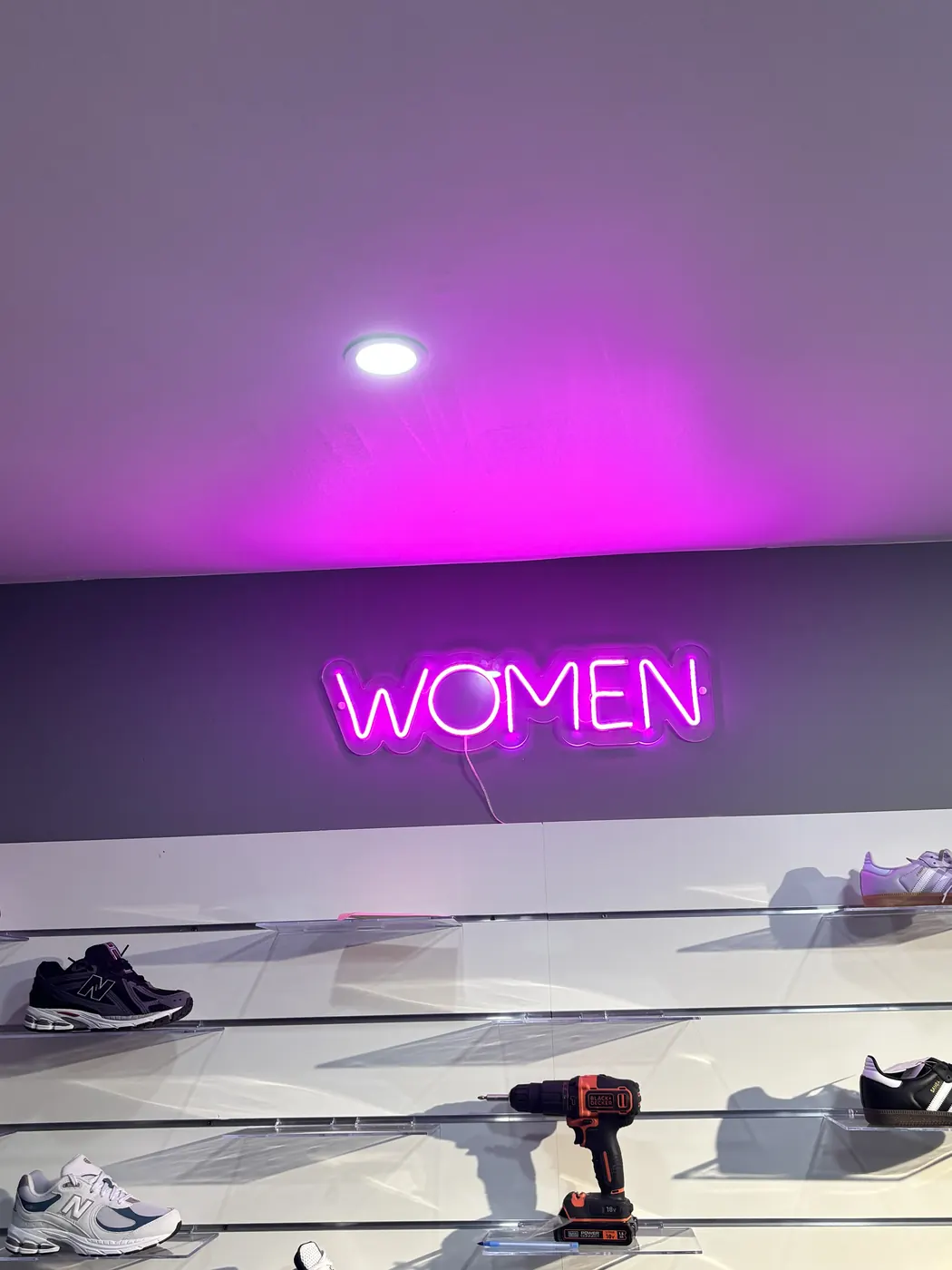 Néon Street Sap Women