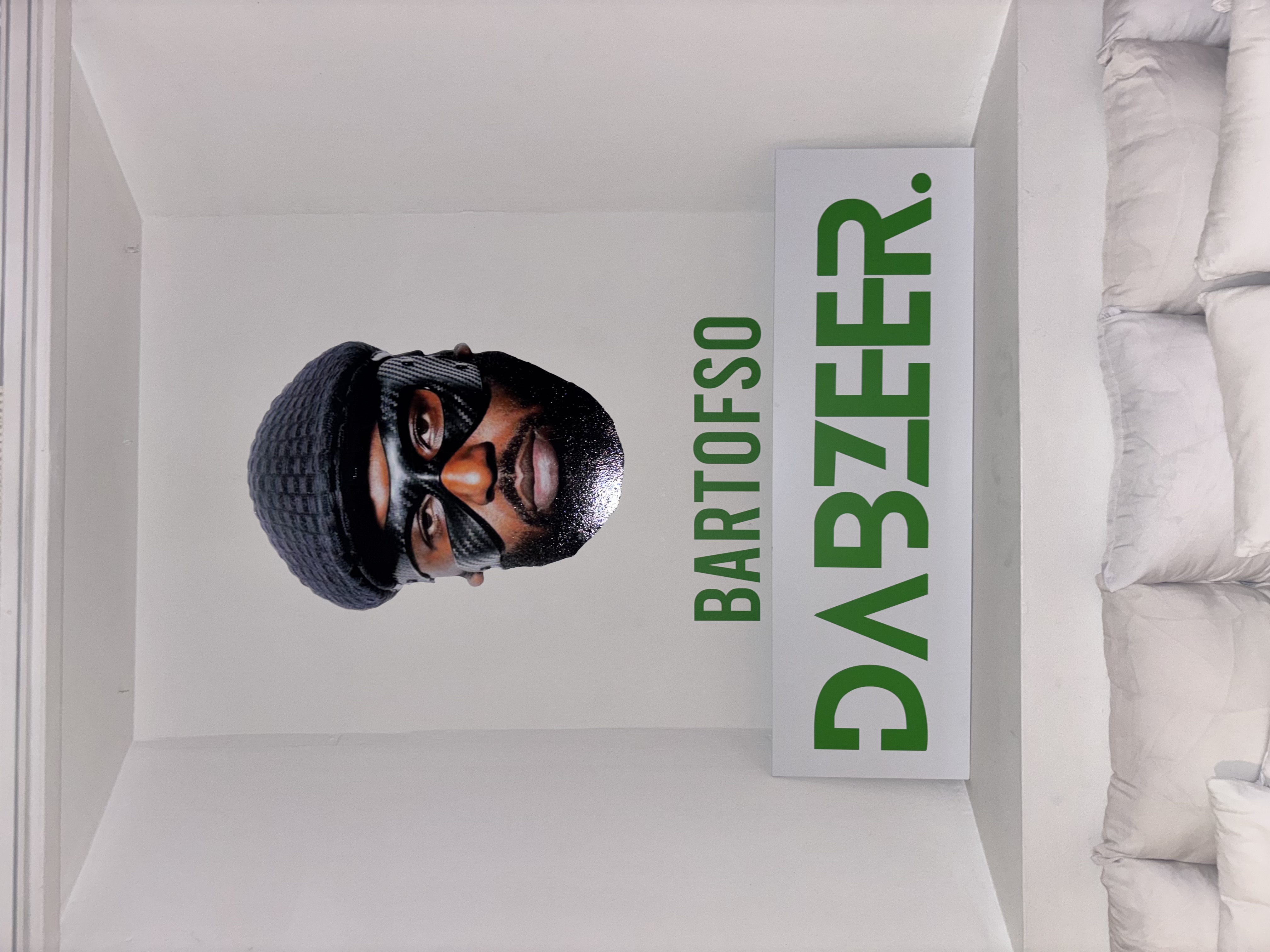 White Room – Panneau Dabzeer